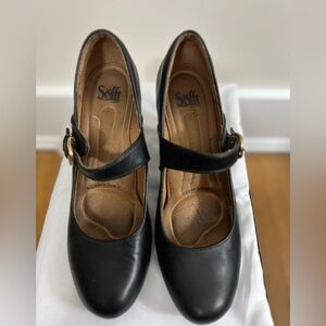Sofft Women’s MaryJane Pumps, Size 11. Black.